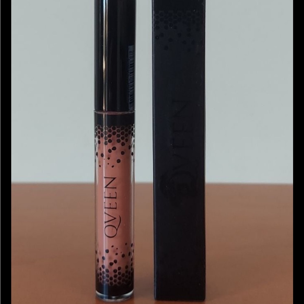 Qveen Liquid Lipstick - Thick Skin